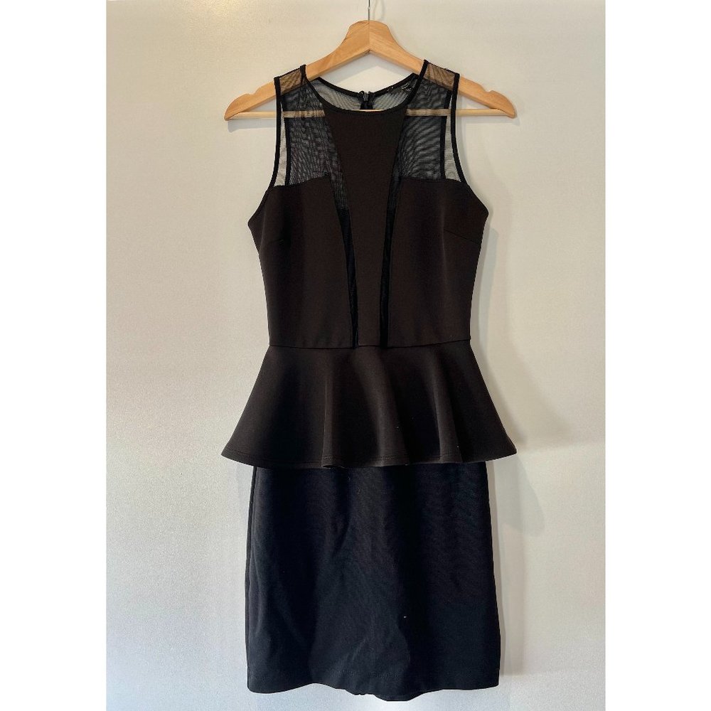 Guess Peplum Style Sleeveless Black Dress
